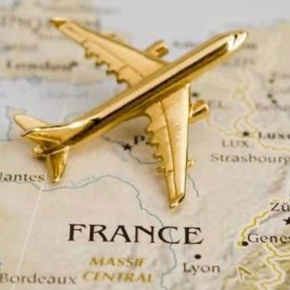 Meet your Posher - Picture 1 of 1